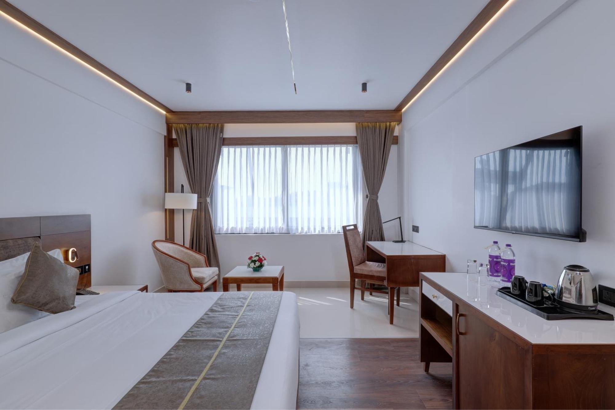 Hotel Cordial Sopanam Thiruvananthapuram Buitenkant foto