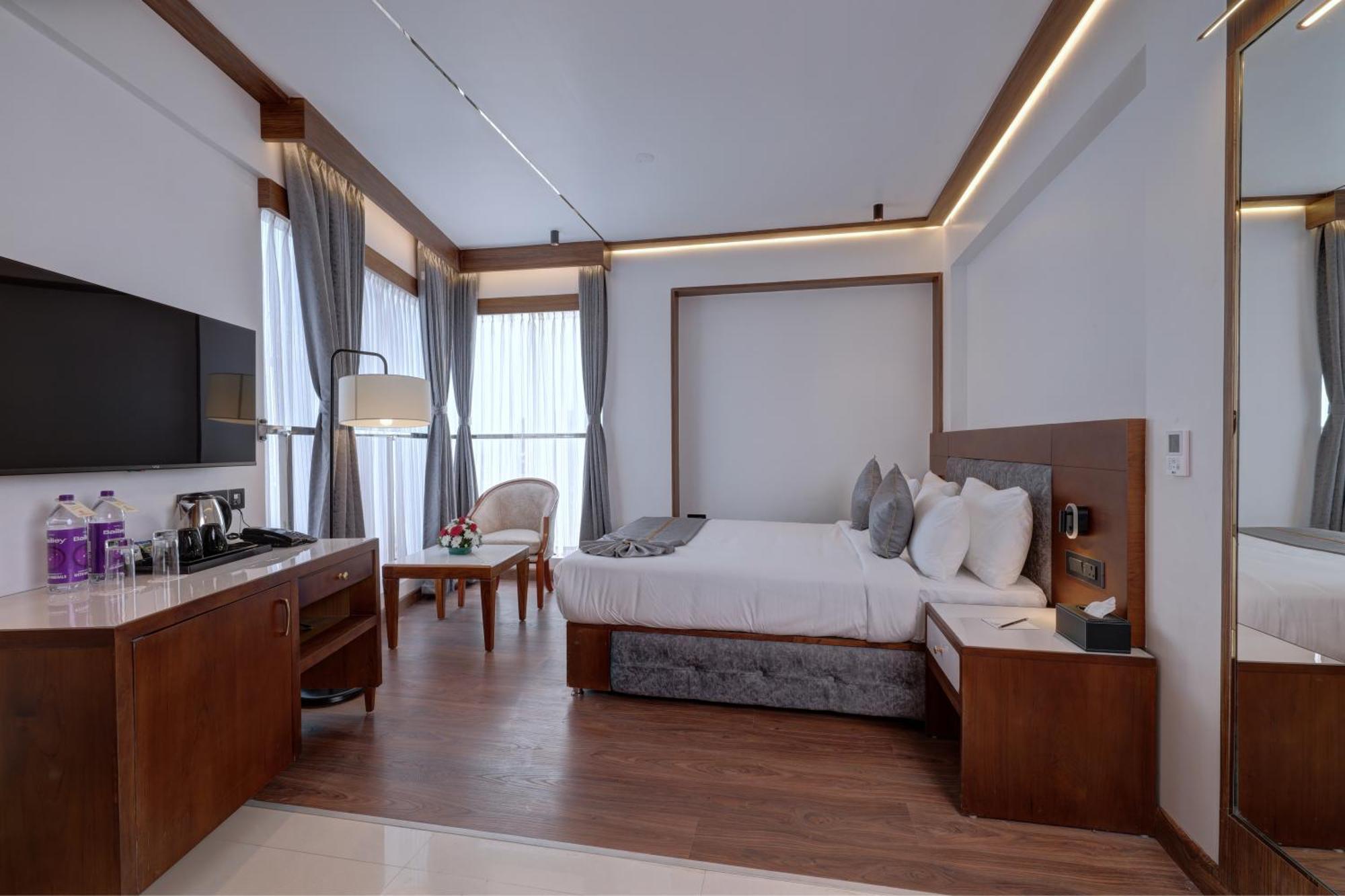 Hotel Cordial Sopanam Thiruvananthapuram Buitenkant foto